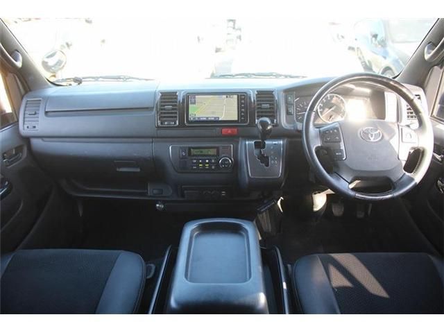 TOYOTA HIACE VAN 2WD 2020 Image 31