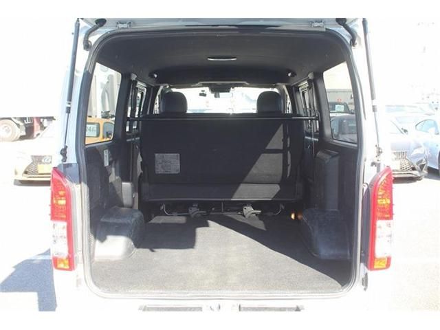 TOYOTA HIACE VAN 2WD 2020 Image 31
