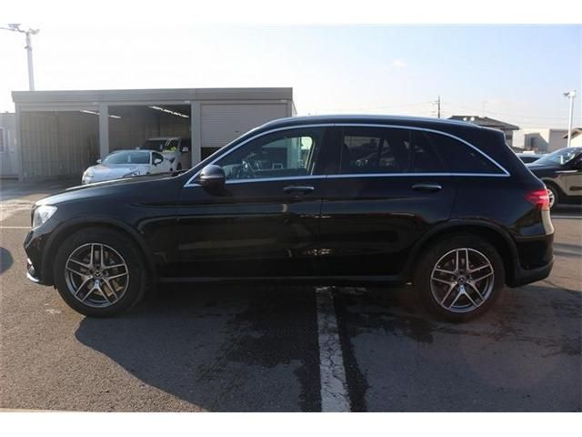 MERCEDES BENZ GLC CL 2018 Image 31