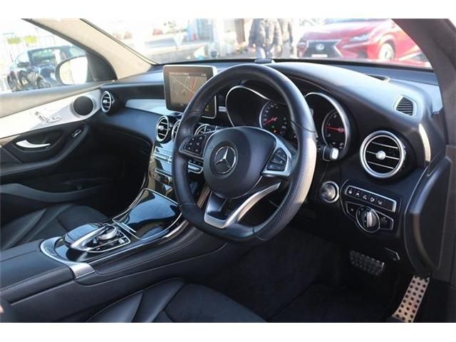 MERCEDES BENZ GLC CL 2018 Image 31