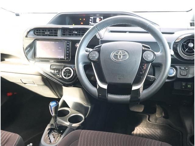 TOYOTA AQUA 2019 Image 31