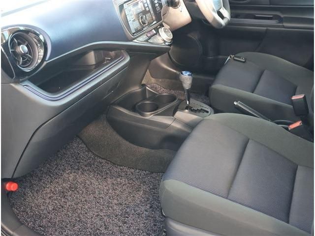 TOYOTA AQUA 2015 Image 31