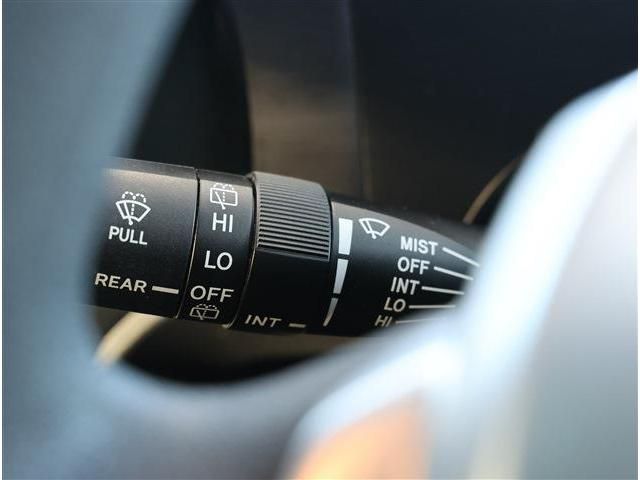 TOYOTA AQUA 2015 Image 31