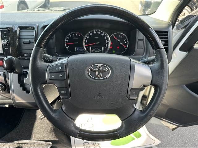 TOYOTA HIACE VAN 2WD 2018 Image 31