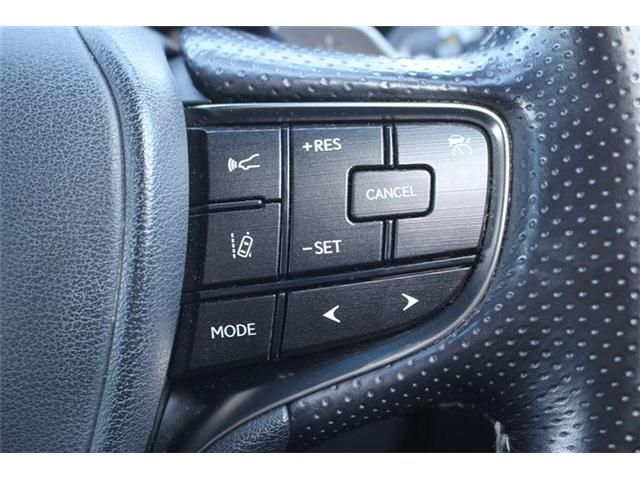 TOYOTA LEXUS ES300H 2019 Image 31