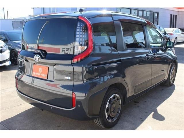 TOYOTA SIENTA HYBRID 2023 Image 31