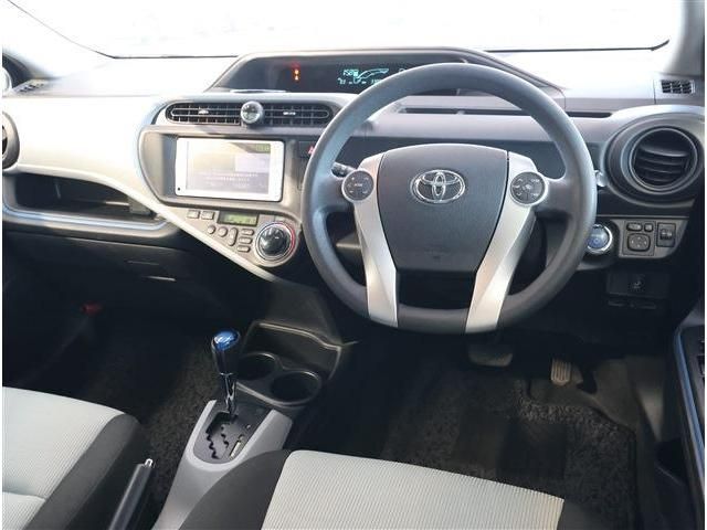 TOYOTA AQUA 2014 Image 31
