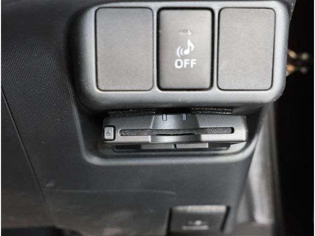 TOYOTA AQUA 2014 Image 31