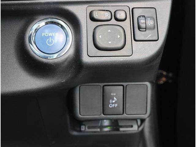 TOYOTA AQUA 2014 Image 31