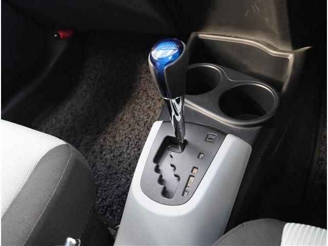 TOYOTA AQUA 2014 Image 31