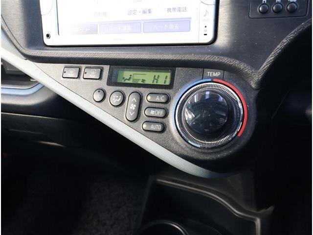 TOYOTA AQUA 2014 Image 31