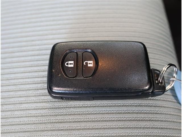 TOYOTA AQUA 2014 Image 31