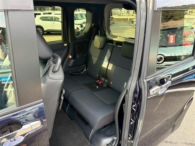 DAIHATSU TANTO CUSTOM 2023 Image 31