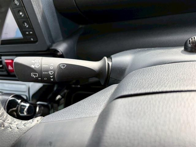 DAIHATSU TANTO CUSTOM 2023 Image 31