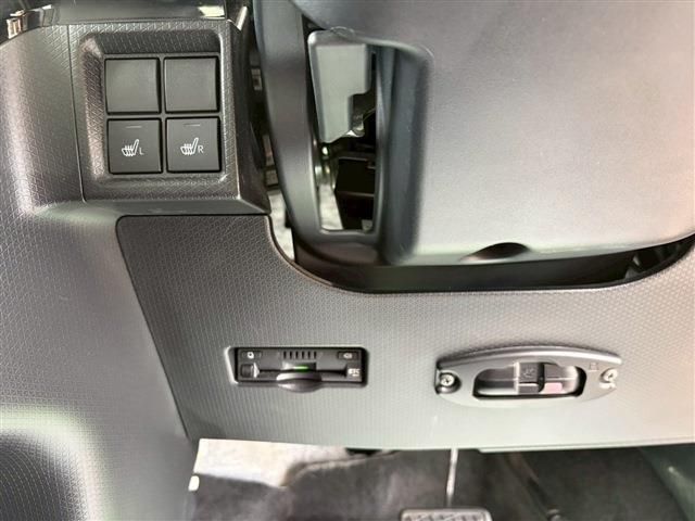 DAIHATSU TANTO CUSTOM 2023 Image 31