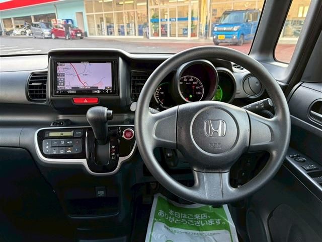 HONDA N BOX 2016 Image 31