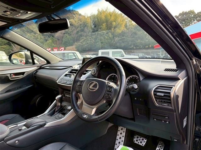 TOYOTA LEXUS NX200T 2015 Image 31