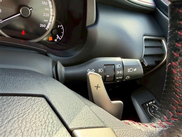 TOYOTA LEXUS NX200T 2015 Image 31