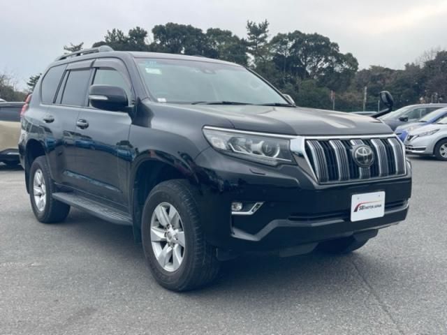 TOYOTA LANDCRUISER PRADO 2017 Image 31