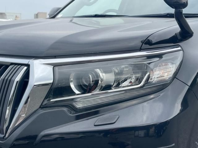 TOYOTA LANDCRUISER PRADO 2017 Image 31