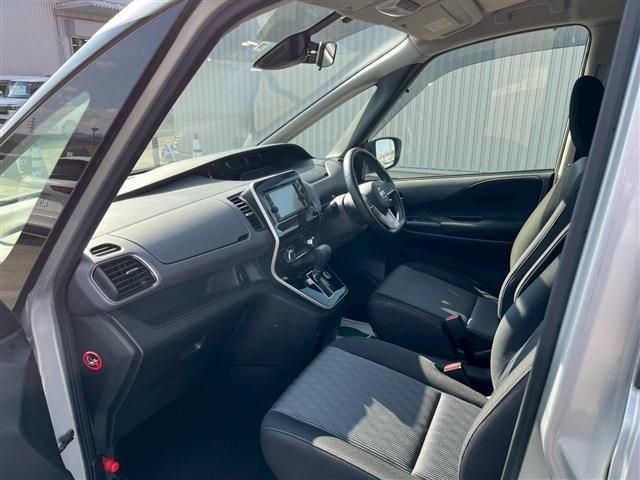 NISSAN SERENA  S-HYBRID 2019 Image 31