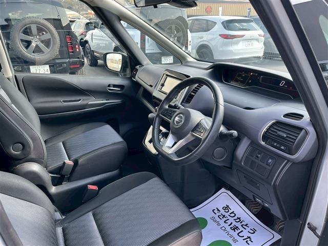 NISSAN SERENA  S-HYBRID 2019 Image 31