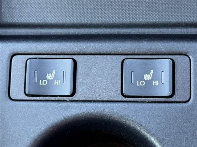 TOYOTA PRIUS 2019 Image 31