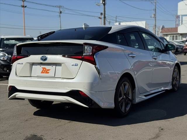 TOYOTA PRIUS 2019 Image 31