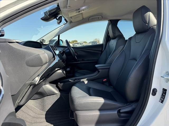 TOYOTA PRIUS 2019 Image 31