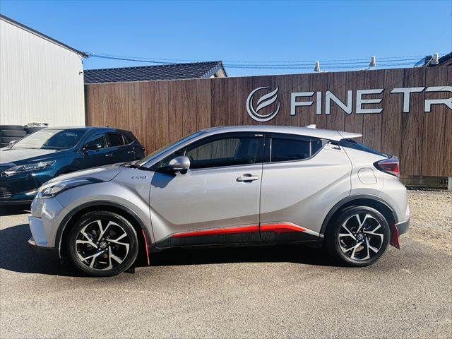 TOYOTA C-HR 2017 Image 31