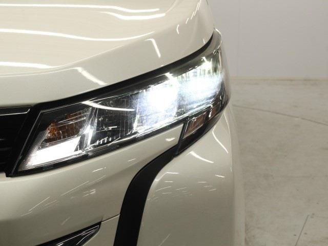 TOYOTA NOAH 2022 Image 31