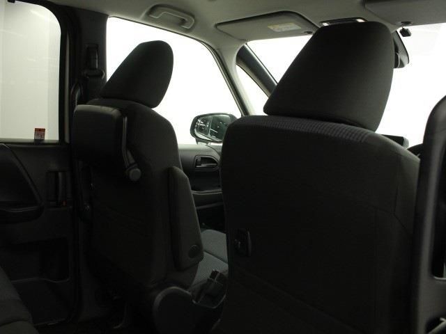 TOYOTA NOAH 2022 Image 31