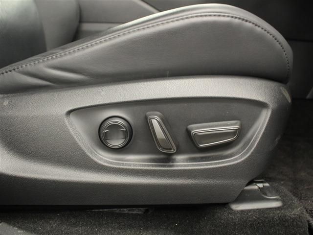 TOYOTA CROWN CROSSOVER 2023 Image 31