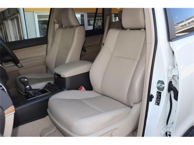 TOYOTA LANDCRUISER PRADO 2023 Image 31