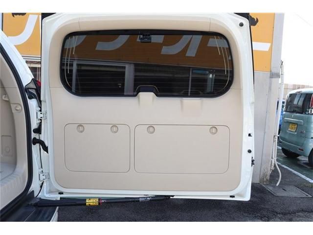 TOYOTA LANDCRUISER PRADO 2023 Image 31