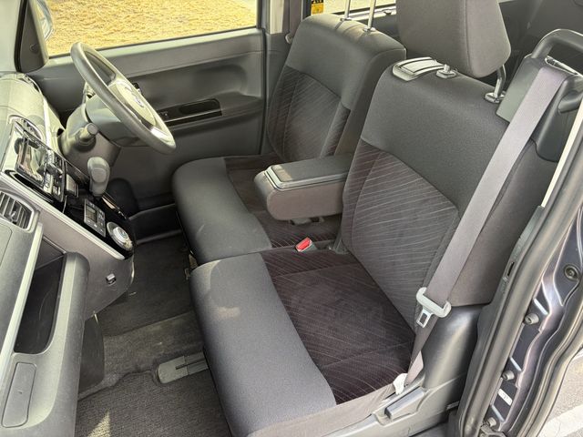 DAIHATSU TANTO CUSTOM 2015 Image 31