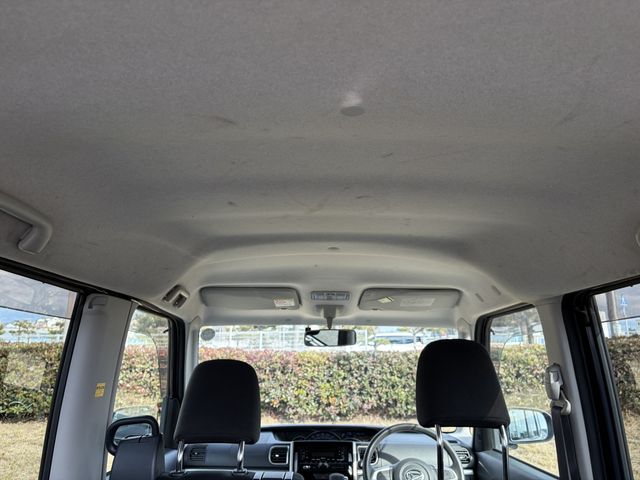 DAIHATSU TANTO CUSTOM 2015 Image 31