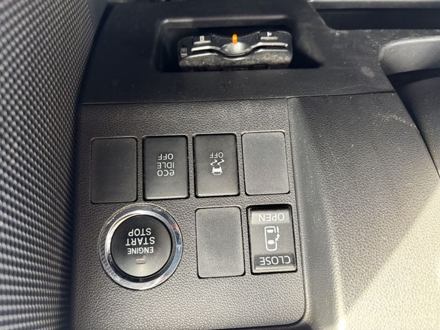 DAIHATSU TANTO CUSTOM 2015 Image 31