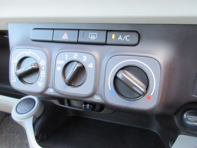 TOYOTA PASSO 2014 Image 31