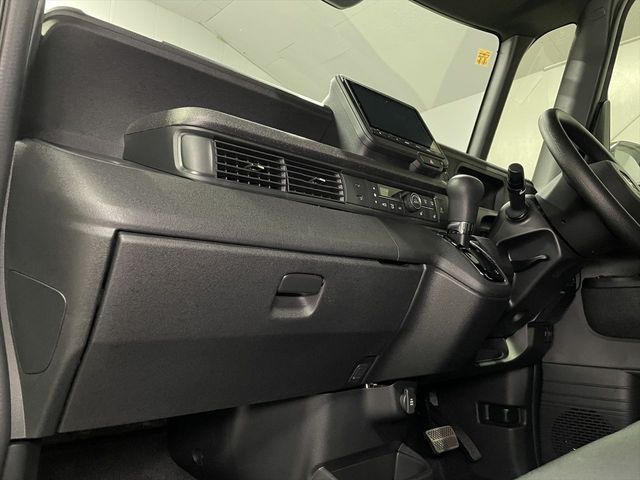 HONDA N BOX CUSTOM 2023 Image 31