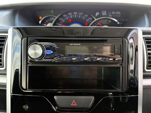 DAIHATSU TANTO CUSTOM 4WD 2015 Image 31