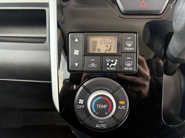 DAIHATSU TANTO CUSTOM 4WD 2015 Image 31