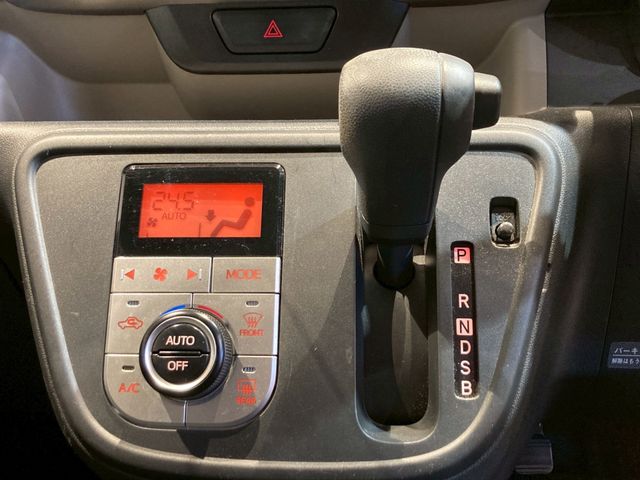 TOYOTA PASSO 2018 Image 31