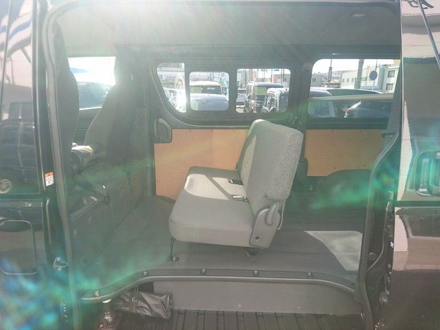 TOYOTA HIACE VAN 1.15T 2WD 2022 Image 31