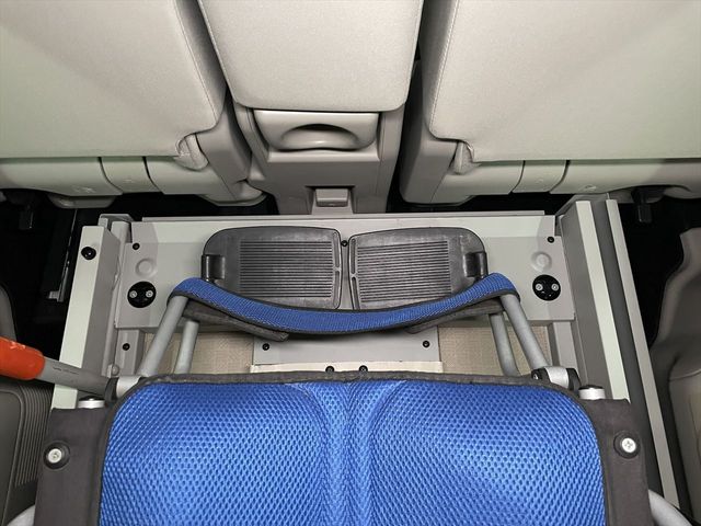 NISSAN SERENA  WG 2017 Image 31