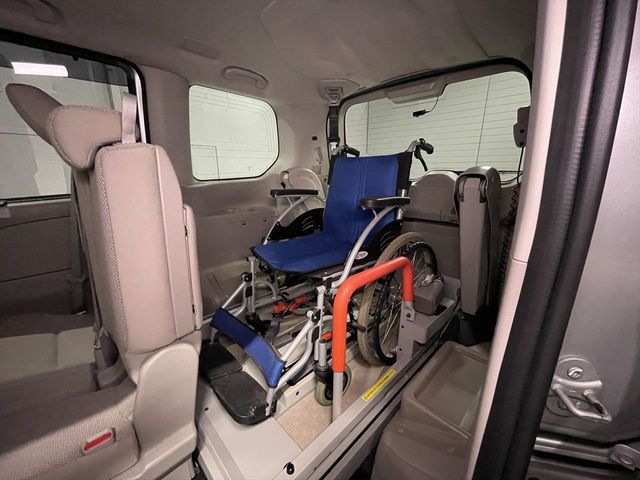 NISSAN SERENA  WG 2017 Image 31