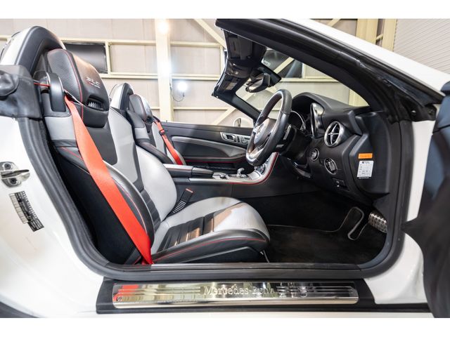 MERCEDES BENZ SLC CL 2018 Image 31