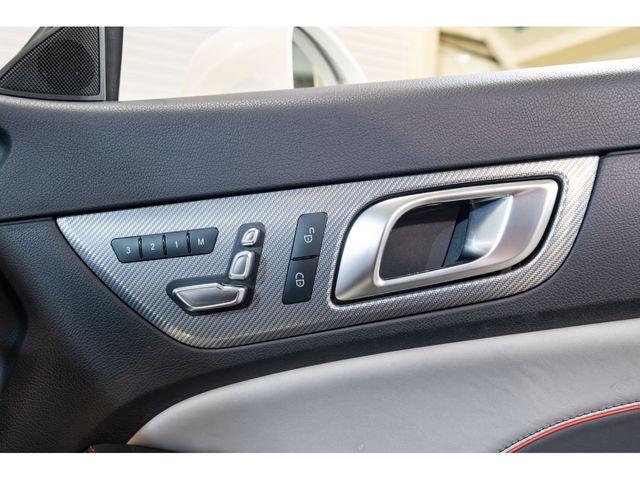 MERCEDES BENZ SLC CL 2018 Image 31