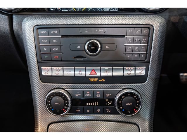 MERCEDES BENZ SLC CL 2018 Image 31