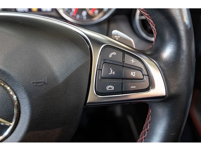 MERCEDES BENZ SLC CL 2018 Image 31